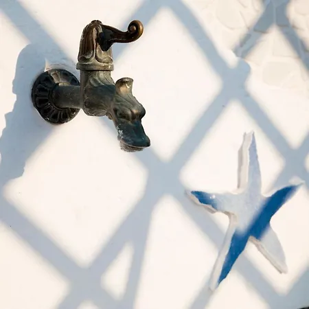 Stella Marina Bed & Breakfast 4*