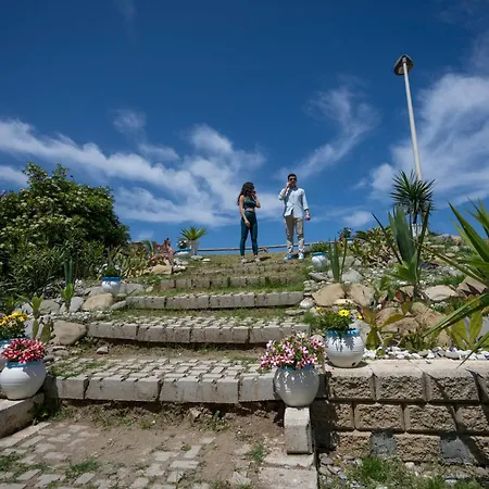 Stella Marina Bed & Breakfast 4*